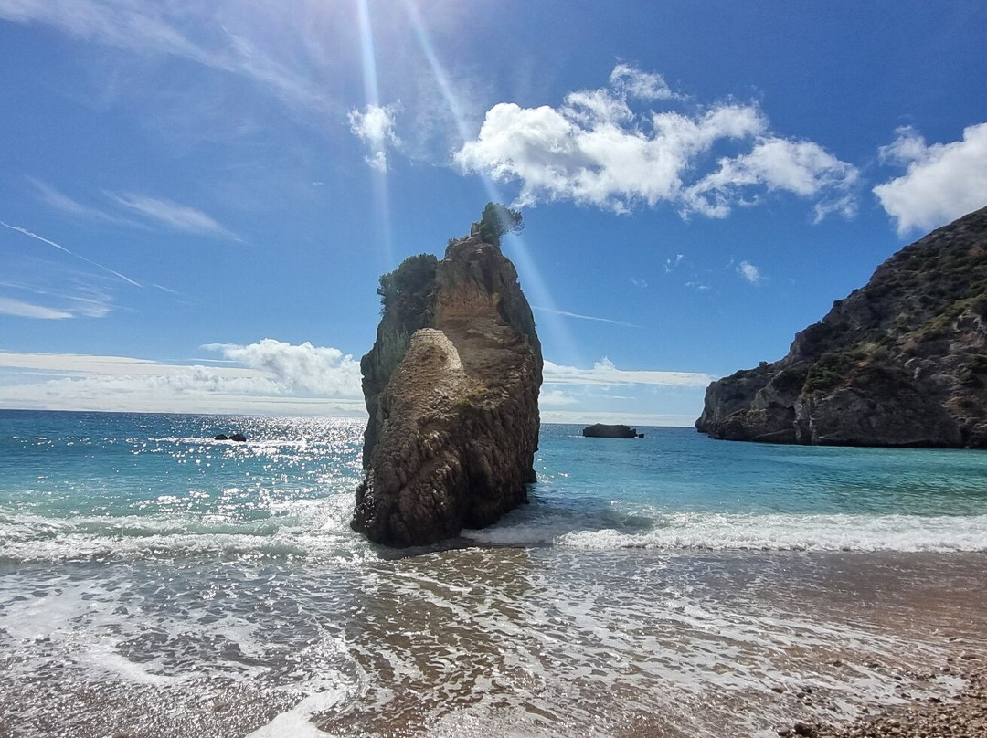 Ribeira do Cavalo Beach-塞新布拉必去景点