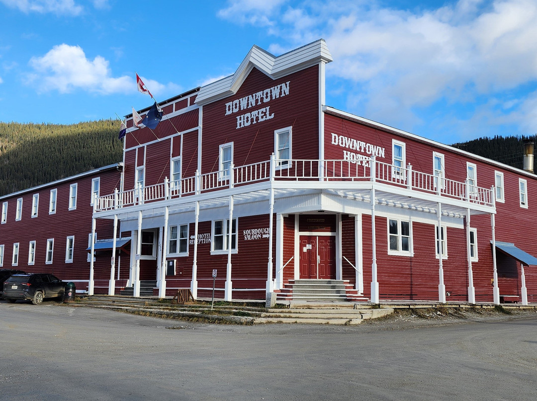 The Downtown, a Coast Hotel主图