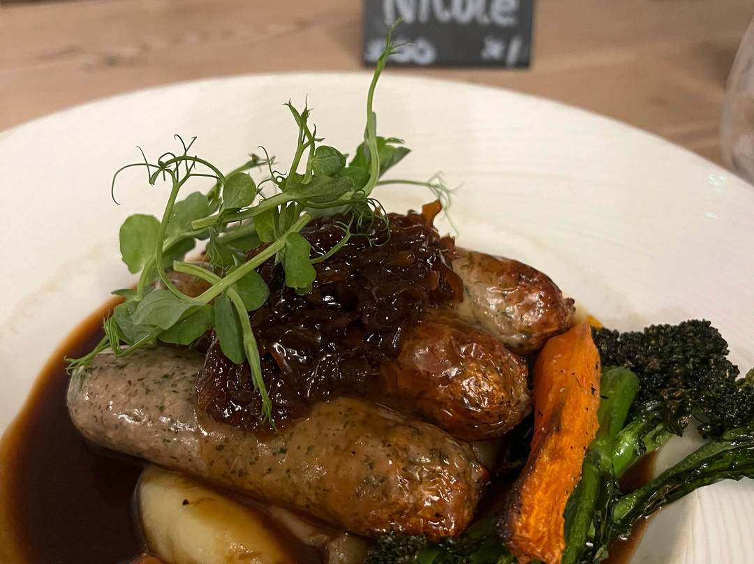 The Manor House Inn主图