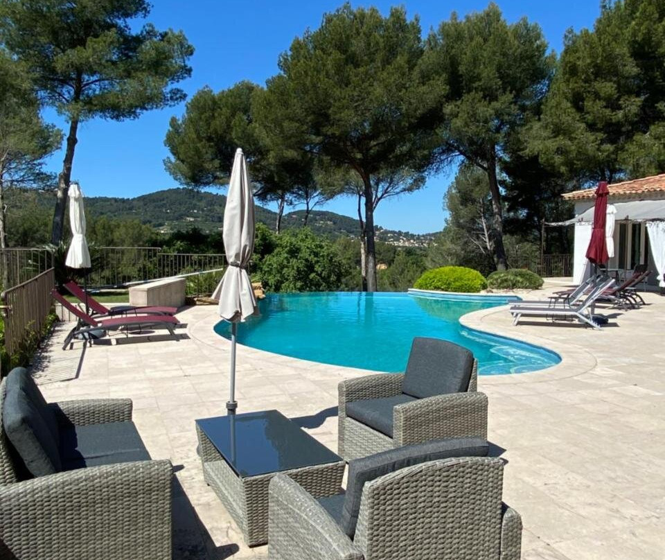 Evenos酒店住宿-Une Pause en Provence