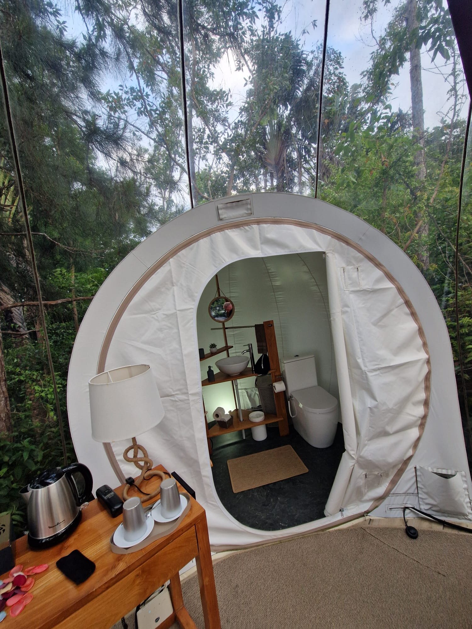 Bubble Lodge Bois Cheri-官方