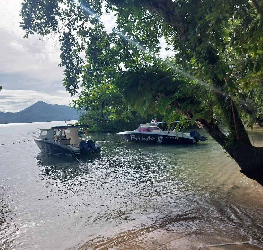 The Village Bunaken Resort主图