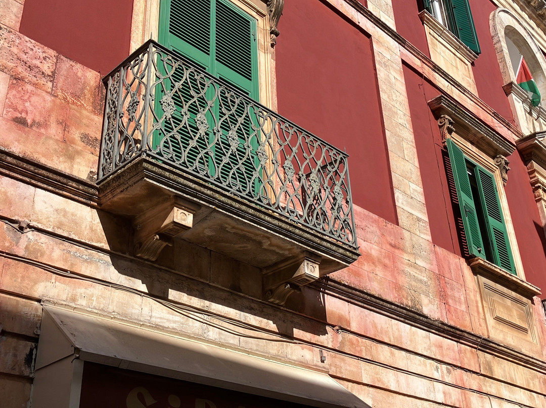 Piazza Vittorio Emanuele II-洛科罗通多必去景点