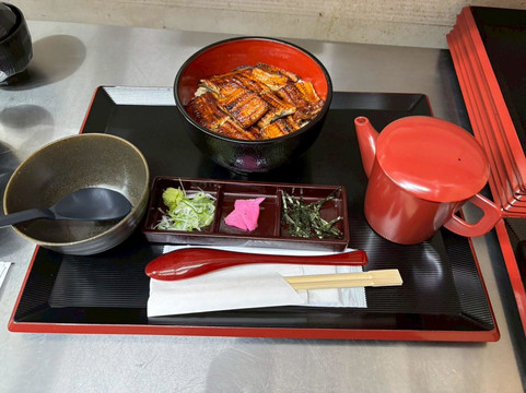 鰻の成瀬 神戸湊川店主图