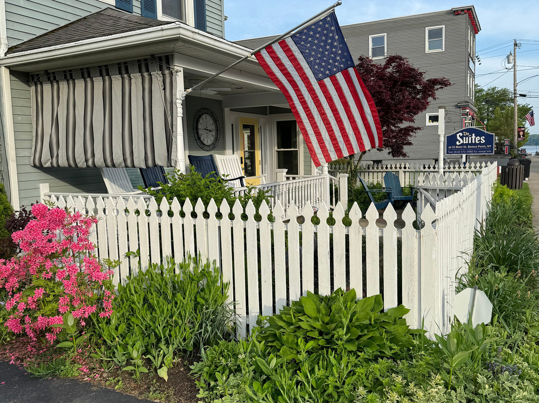 The Suites @ Bemus Point