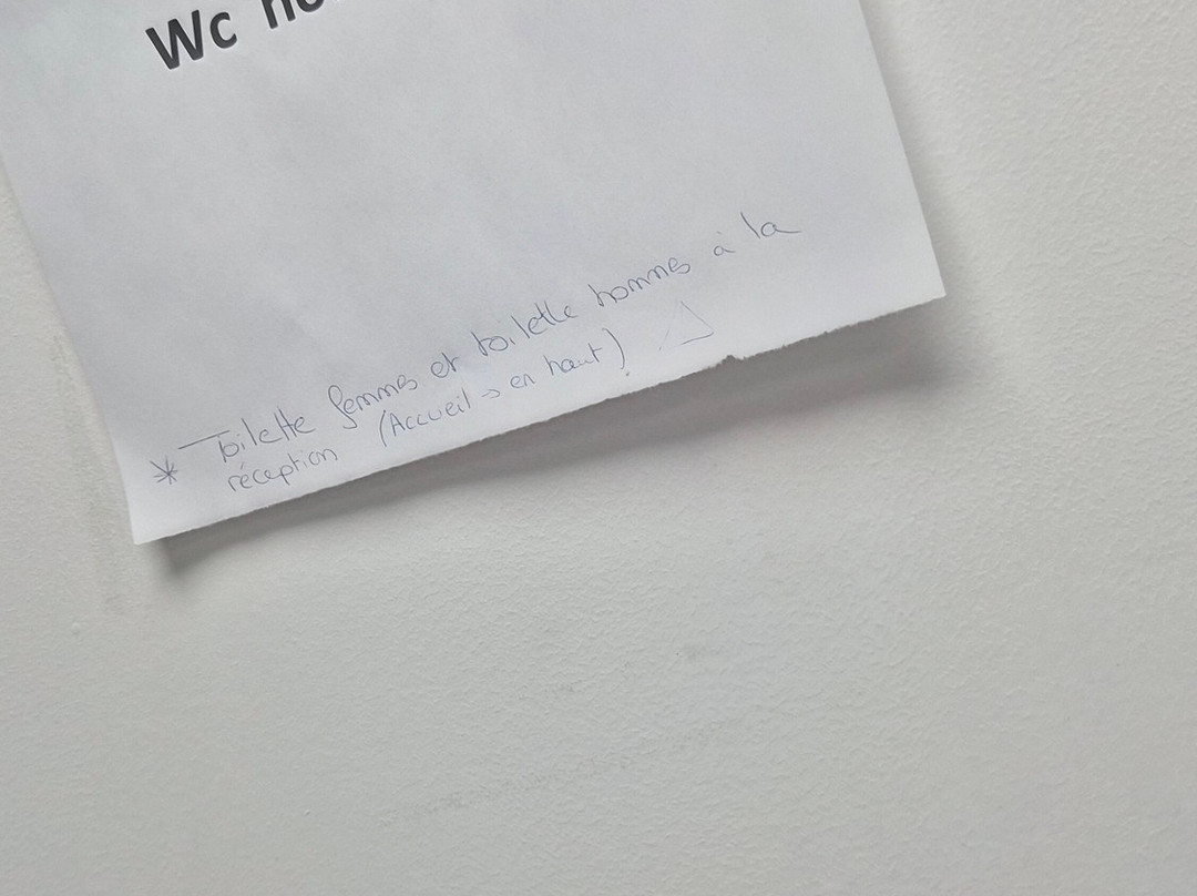 Au Relais Des Lilas主图