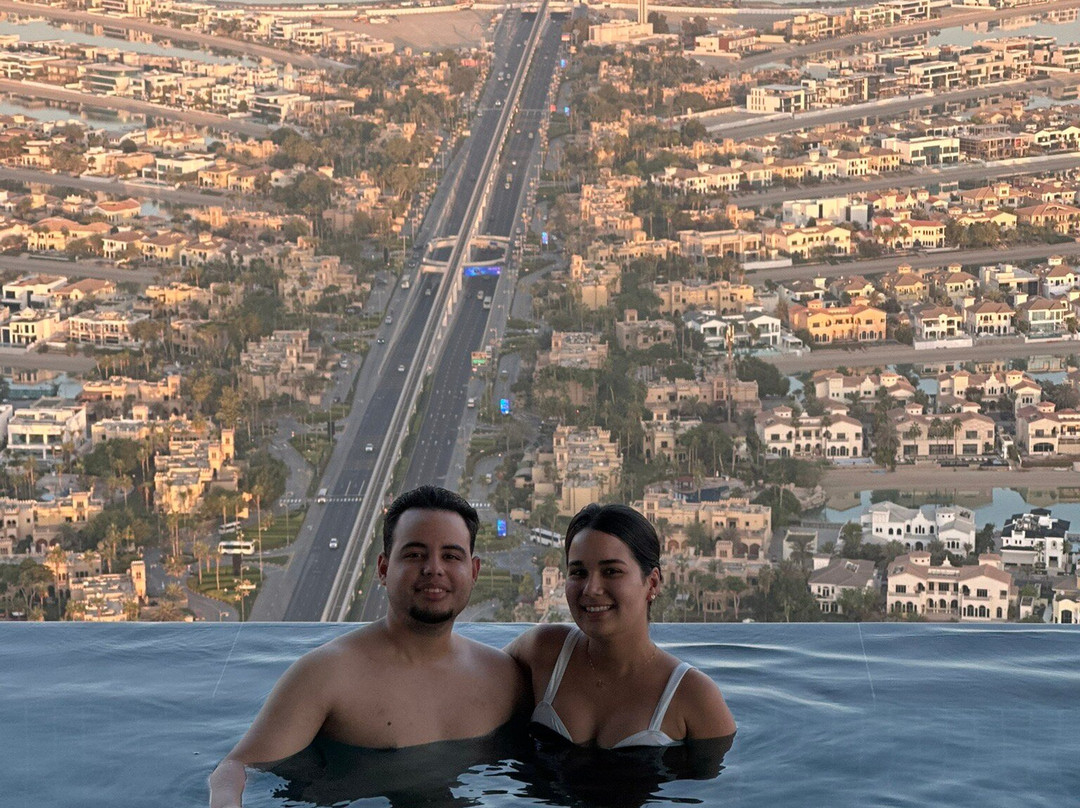 AURA SKYPOOL-迪拜必去景点