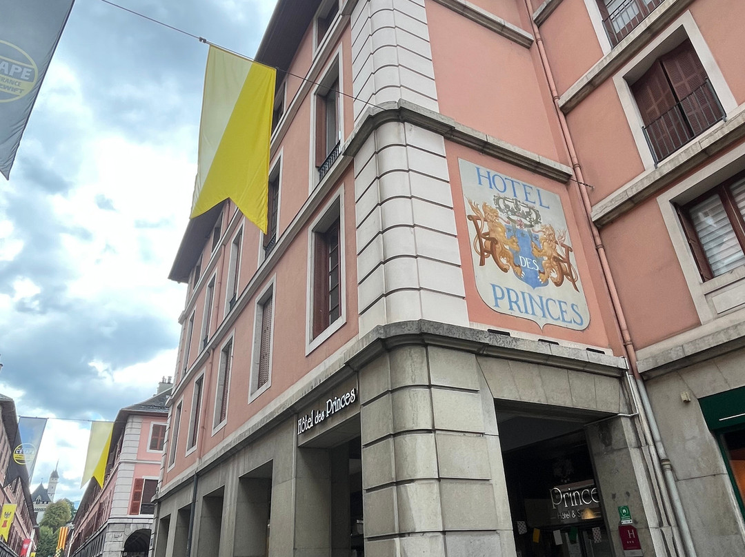 Hotel des Princes主图