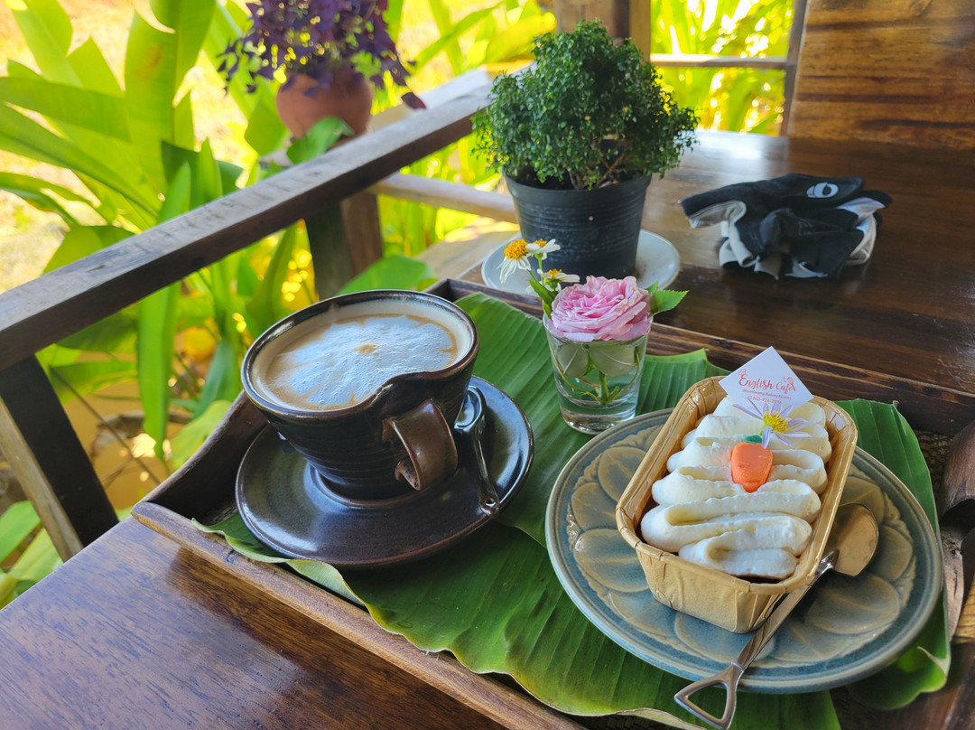 บ้านฝรั่ง เบเกอรี่ แอนด์ คาเฟ่