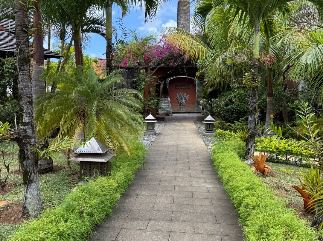 Peak Tours by Arnaud Peka-莫纳山必去景点