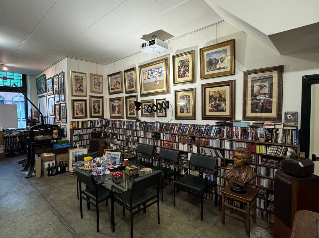 Grafisch Atelier De Franse Republiek-芬洛必去景点