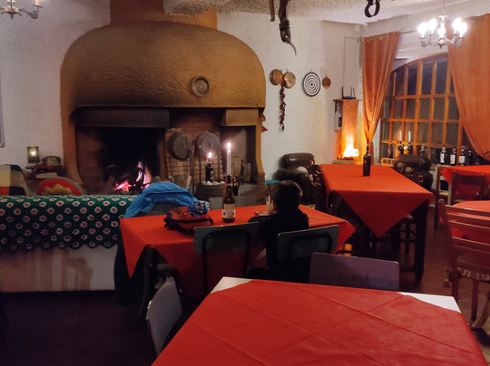 Rifugio Grotta Del Cavallone