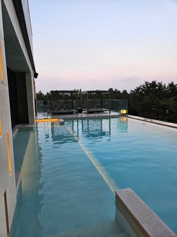 Shilla Monogram Gangneung-官方