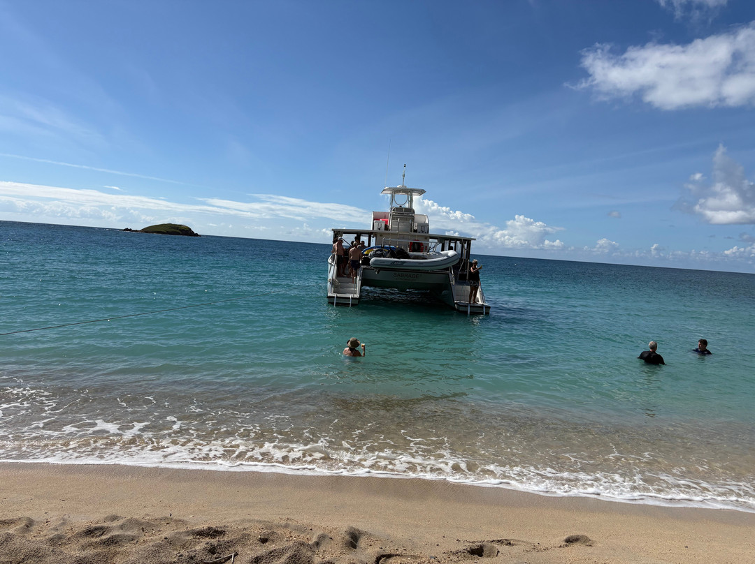 Sabrage Charters-圣 托马斯必去景点