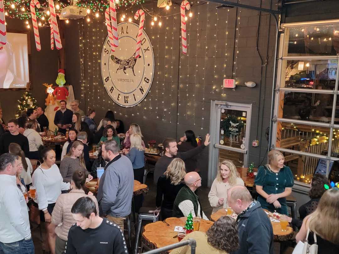 Social Fox Brewing & Distillery-诺克罗斯必去景点