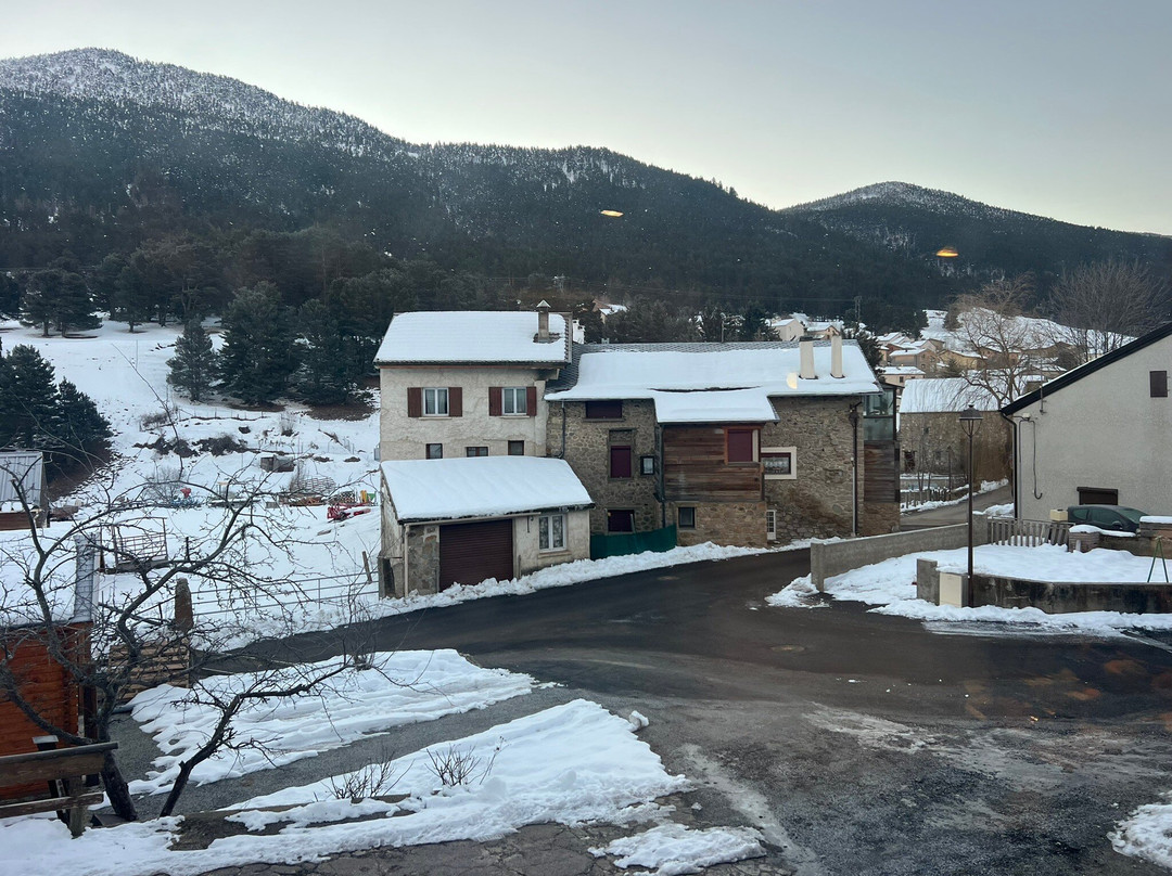 大草原旅馆主图