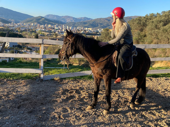 Horse Farm Santo-Elbasan必去景点