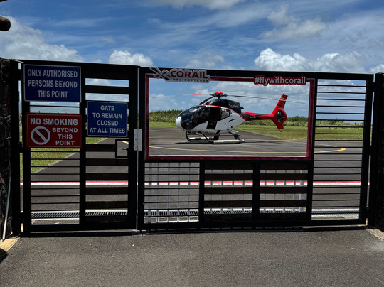 Corail Helicopteres-Triolet必去景点