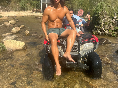 Vikingo Charters-瓦拉塔港必去景点