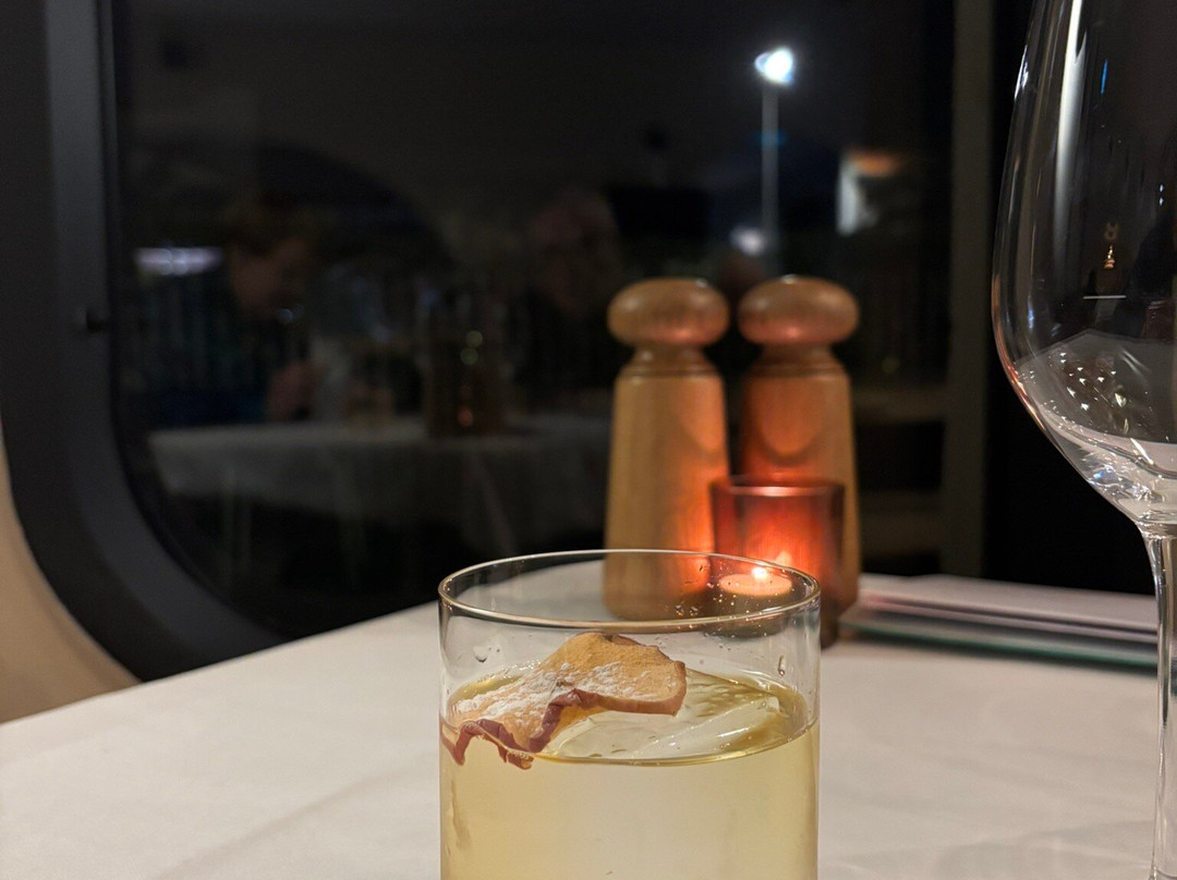 比亚里茨的车库主图