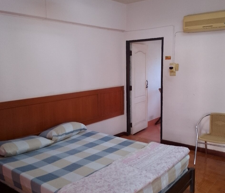 塔恩通酒店主图