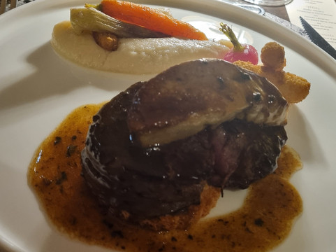 Domaine De La Grange Aux Ormes-Marly必去景点