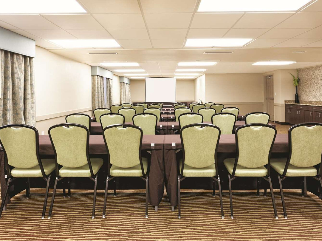 北那不勒斯博尼塔斯普林斯拉昆塔温德姆套房酒店