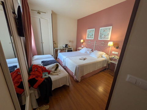 穆里略酒店主图