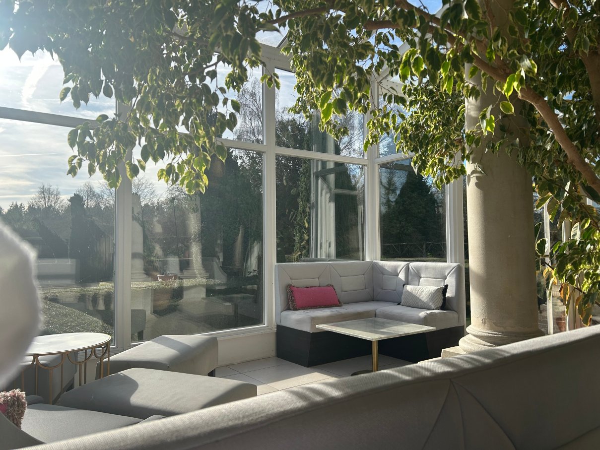 钱普尼斯亨洛酒店-官方