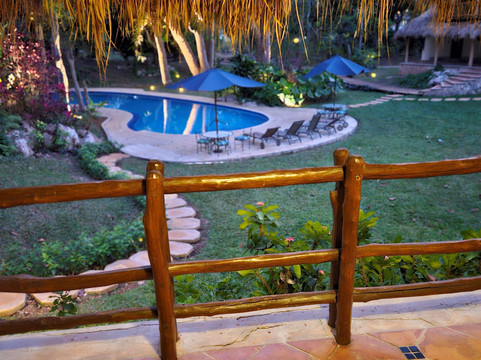 奇琴伊察旅馆主图