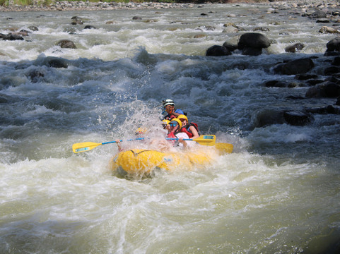Costa Rica Explorer-主日镇必去景点