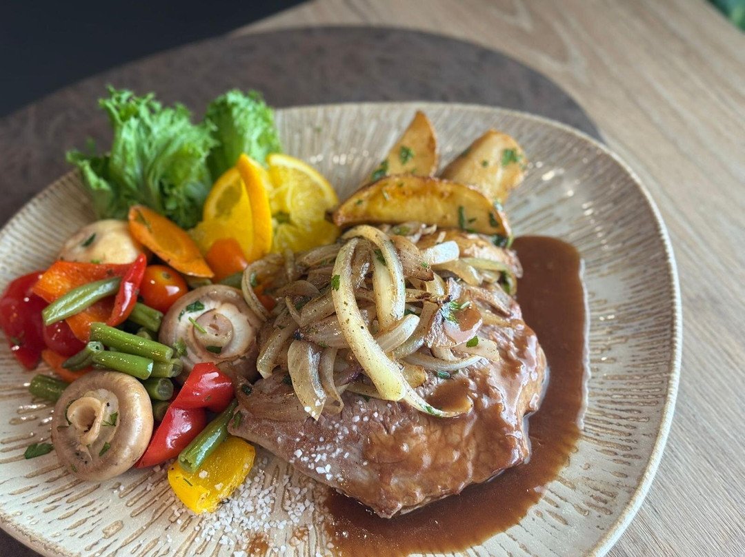 Bella Plaza Restaurant