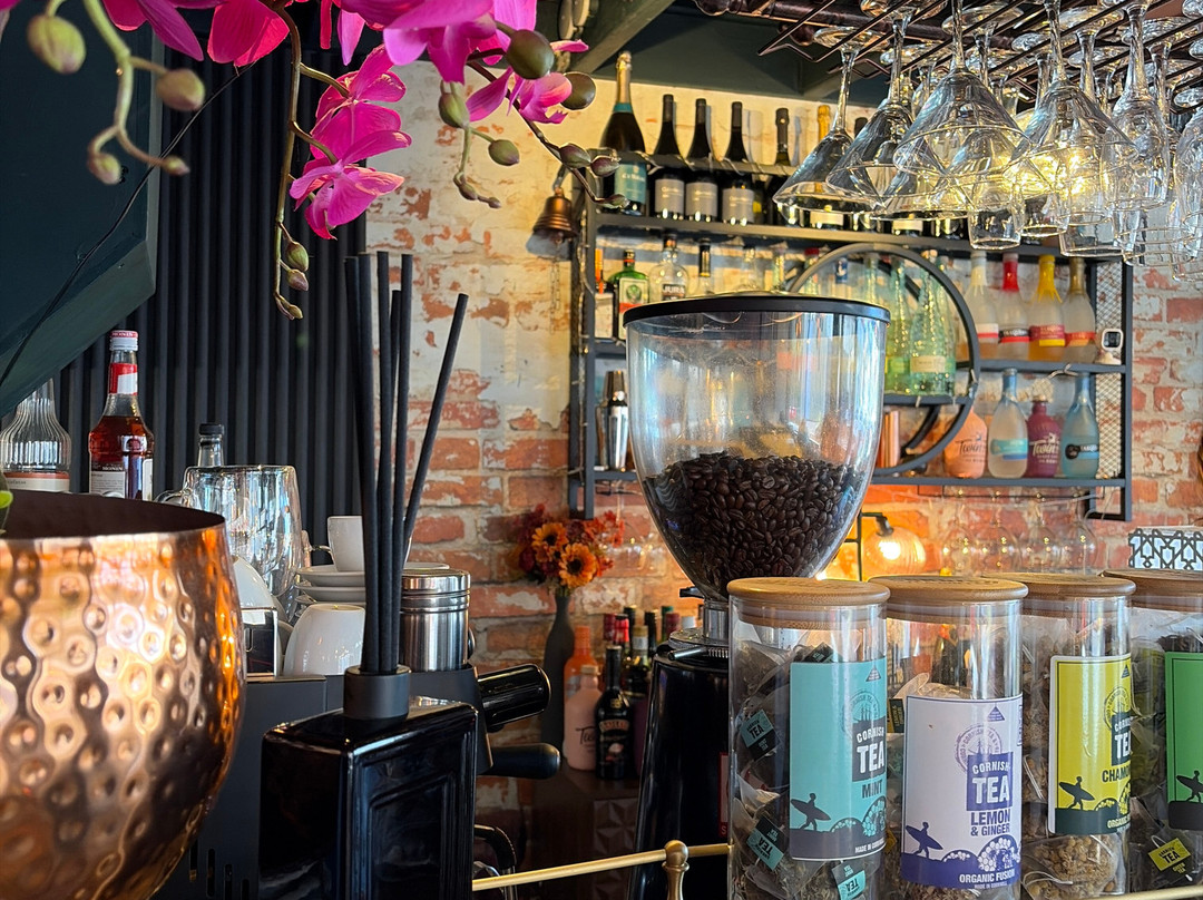 The Quay Cafe & Lounge Bar