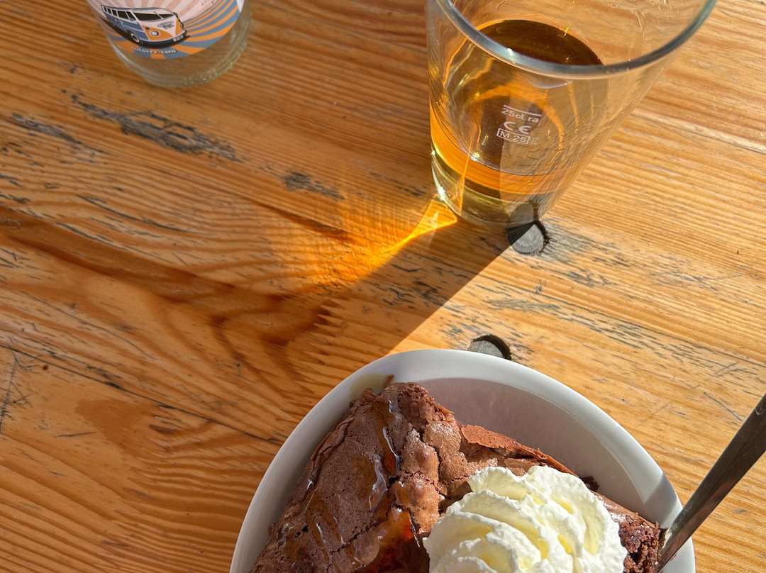 Rugs&Coffee-Houilles必去景点