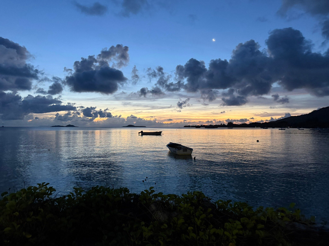 Grand Anse beach-马埃大安塞区必去景点
