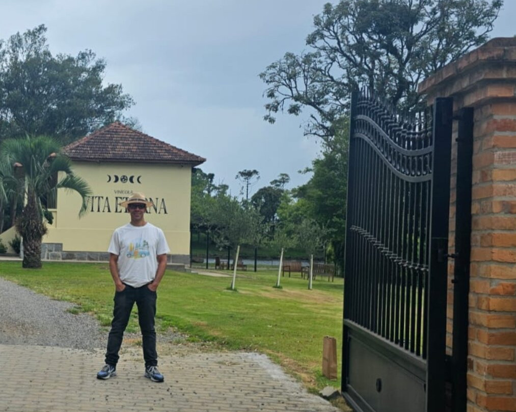 Vinicola Vita Eterna - Degustação e Wine Garden-Pinto Bandeira必去景点