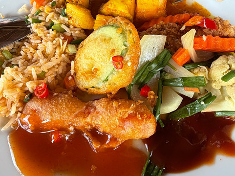 Following Giants - Krabi-Khlong Hin必去景点