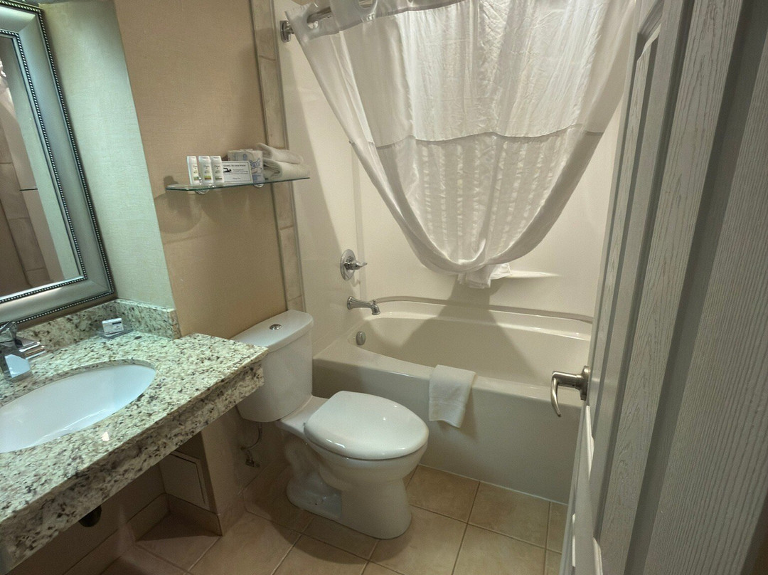 温德姆花园梅迪辛哈特会议中心主图