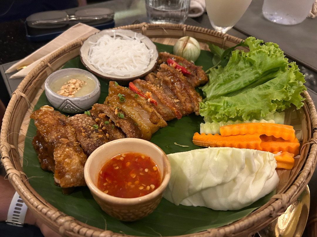 Amara Dining Pub Street