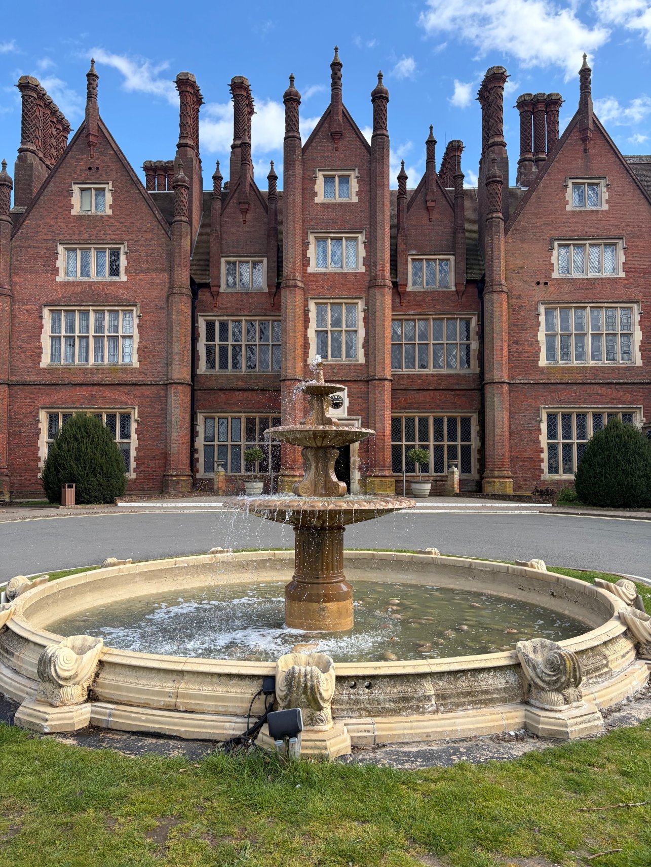 敦斯顿霍尔 Spa 酒店及高尔夫度假村-旅行者