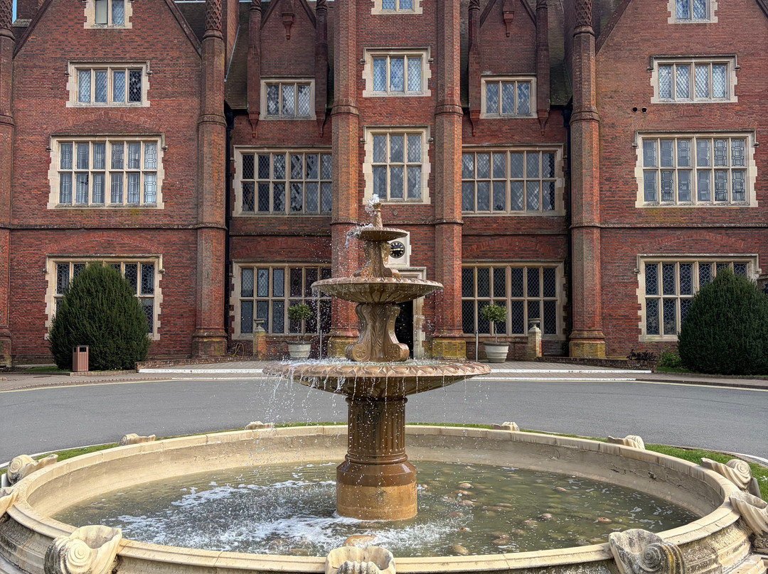 敦斯顿霍尔 Spa 酒店及高尔夫度假村主图