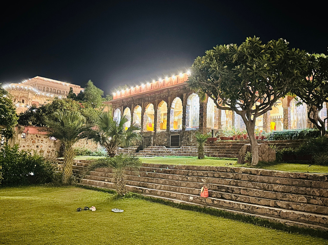 尼梅拉纳提加拉堡宫殿酒店主图