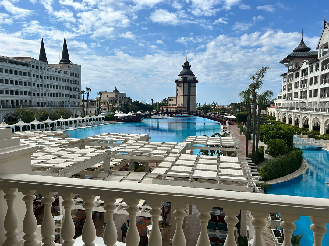 泰坦尼克号马尔丹宫酒店主图