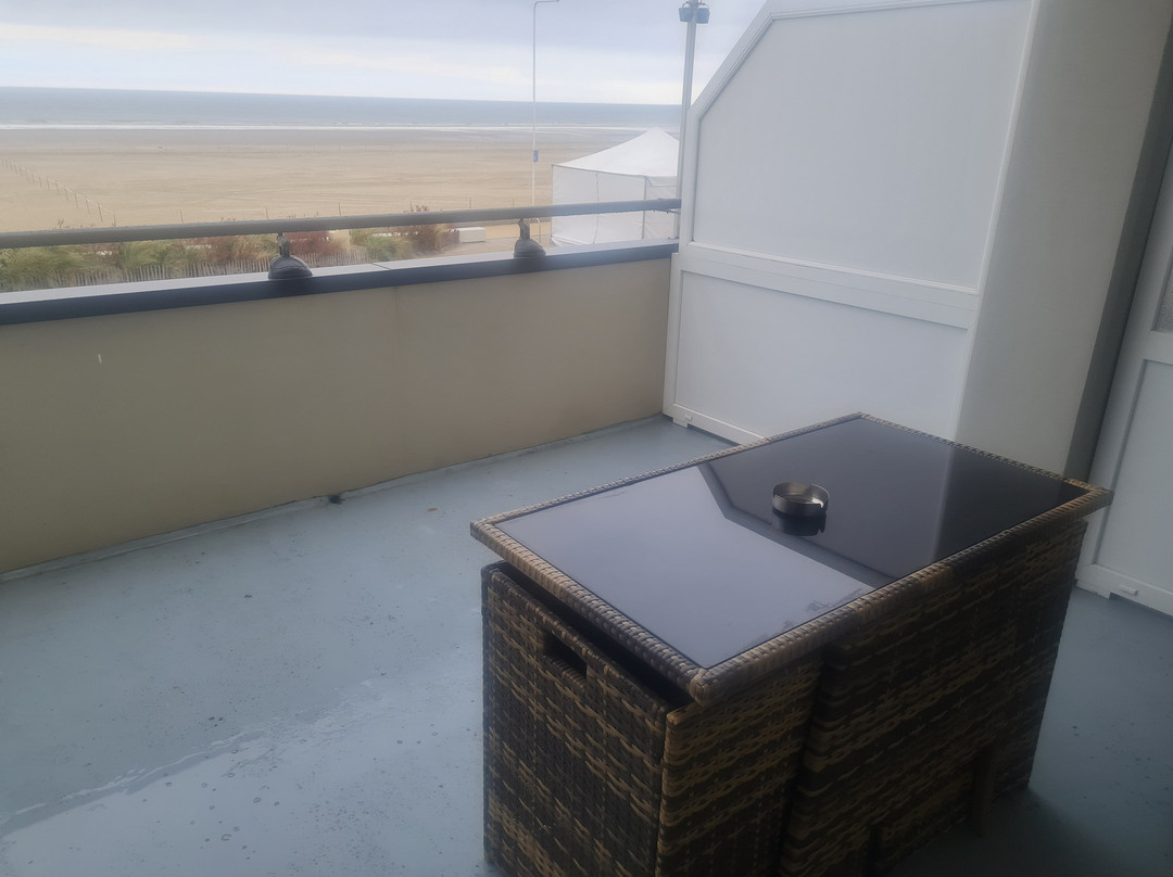 贝尔克滨海海王星原生酒店主图