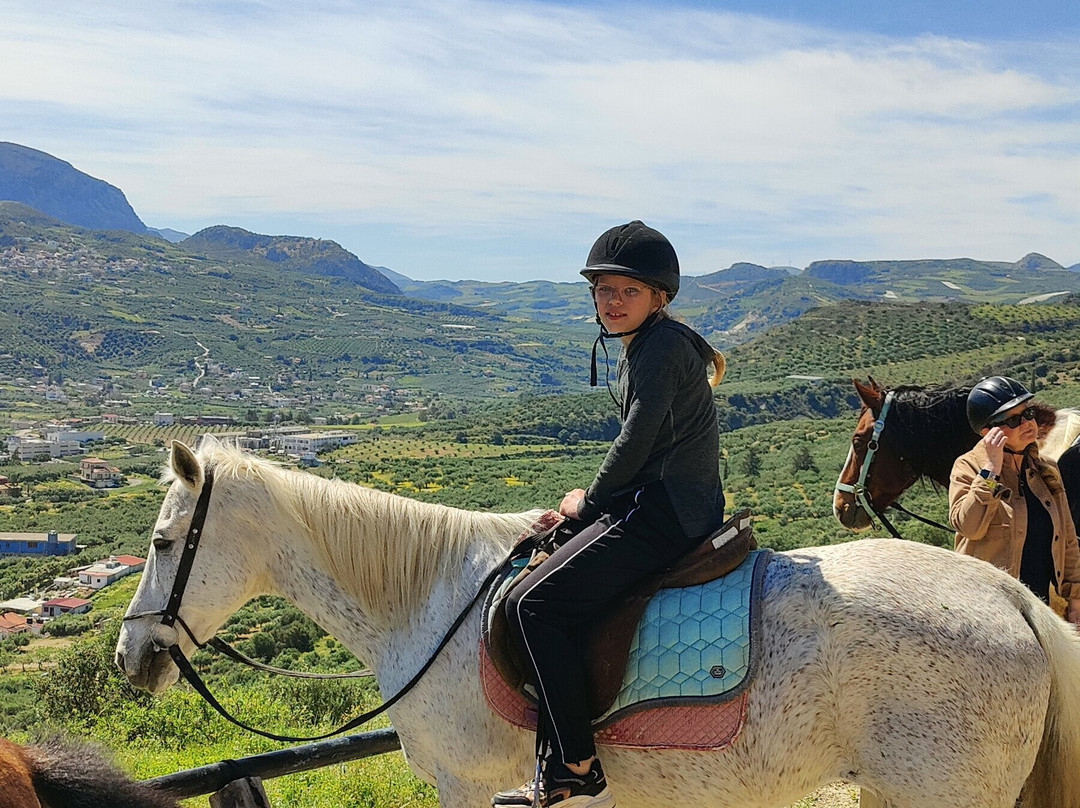 Finikia Horseriding-Finikia必去景点
