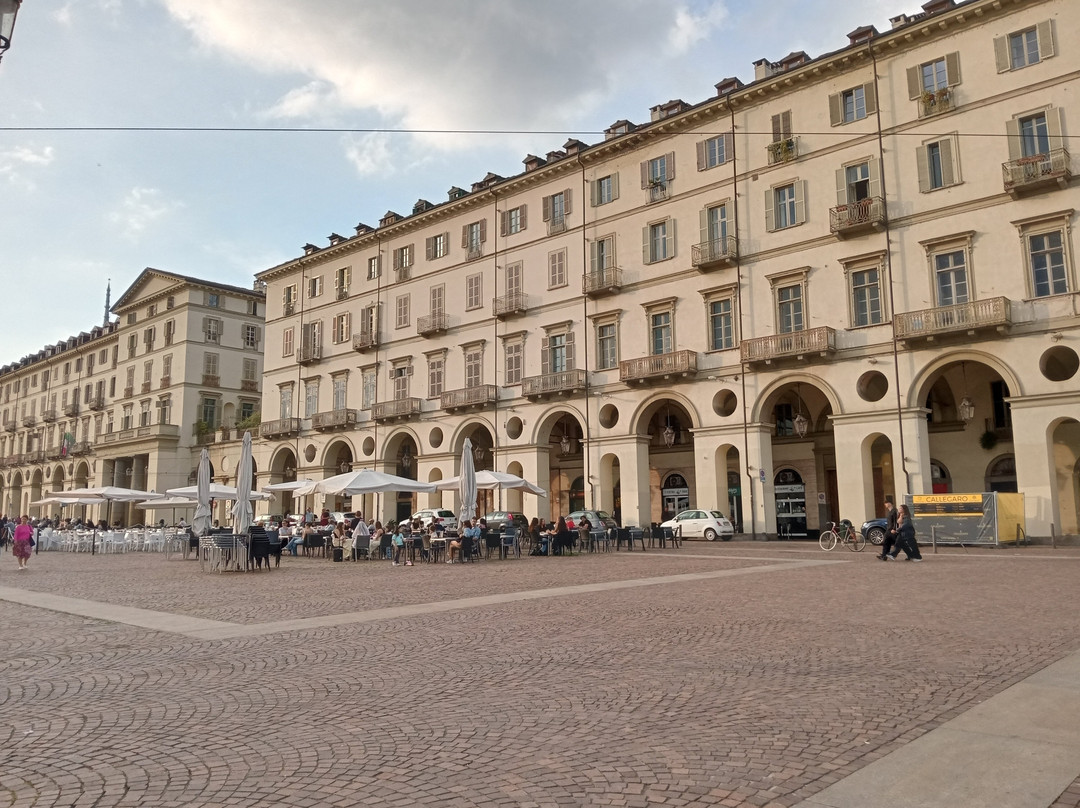 Piazza Vittorio Veneto-都灵必去景点