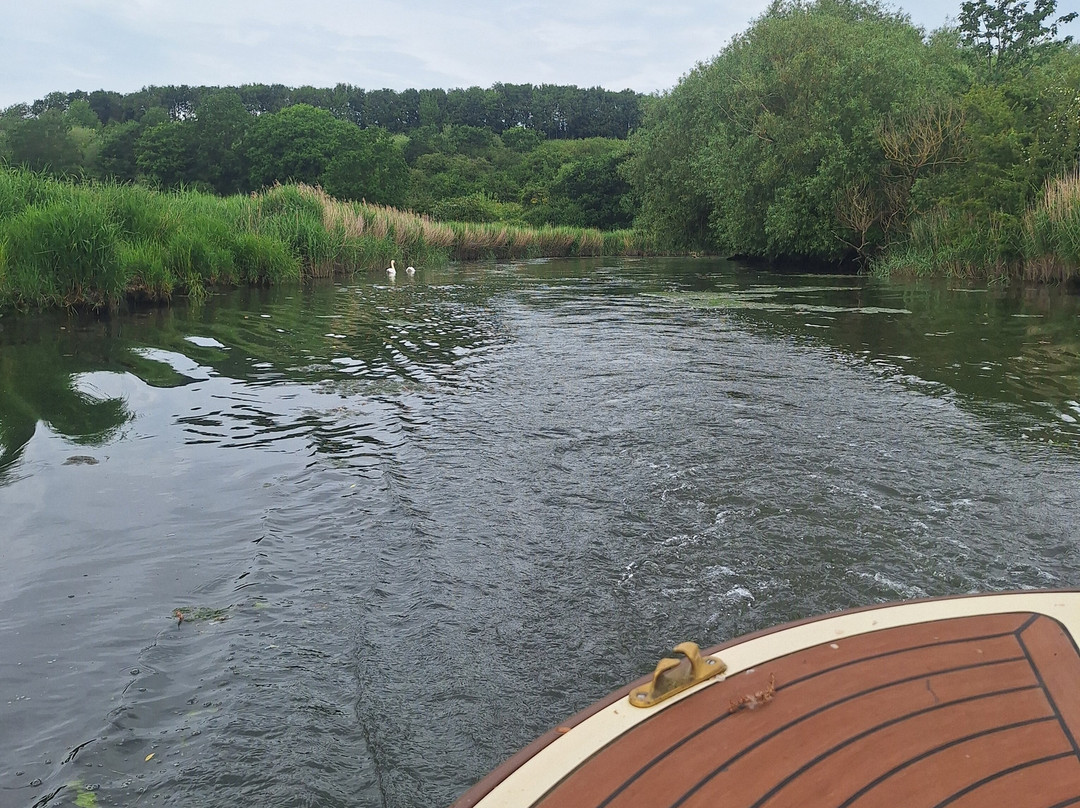 Grove Ferry River Trips-Upstreet必去景点
