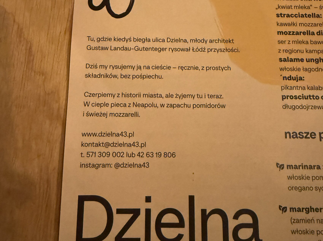 Dzielna 43