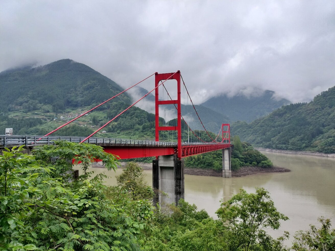 Owatari Dam Bridge-仁淀川町必去景点