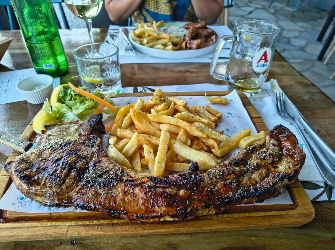 Taverna O Theios Parga